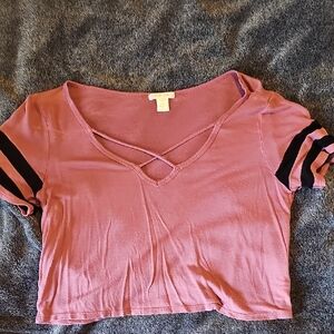 Bozzolo Mauve Crop Top with Black Sleeve Stripes